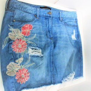 LIVERPOOL FLORAL EMBROIDERED DENIM SKIRT SIZE 12